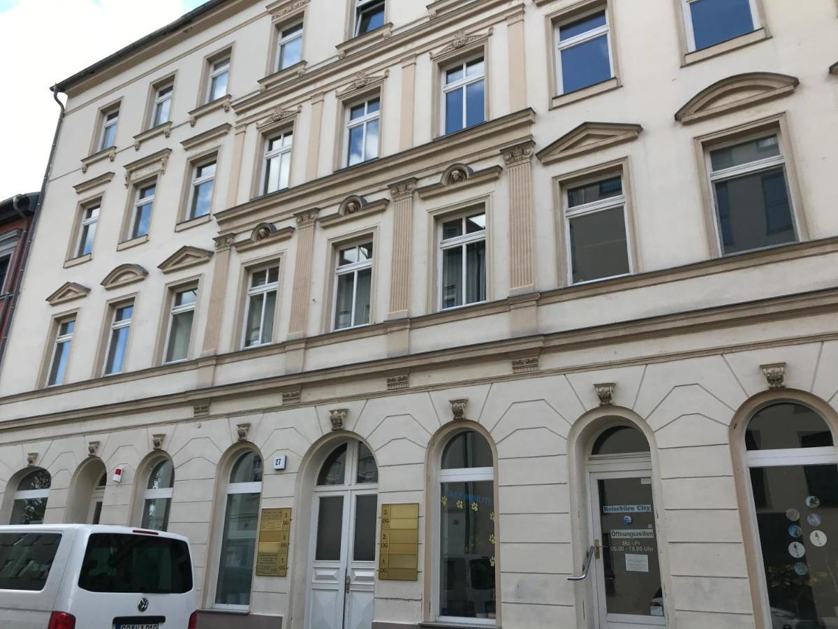 Stadtdschungel Fewo Mit Balkon 콧부스 외부 사진